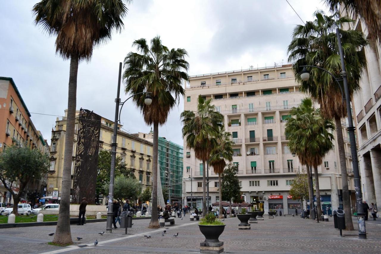 Hi Relais Rooms Napoli Eksteriør billede